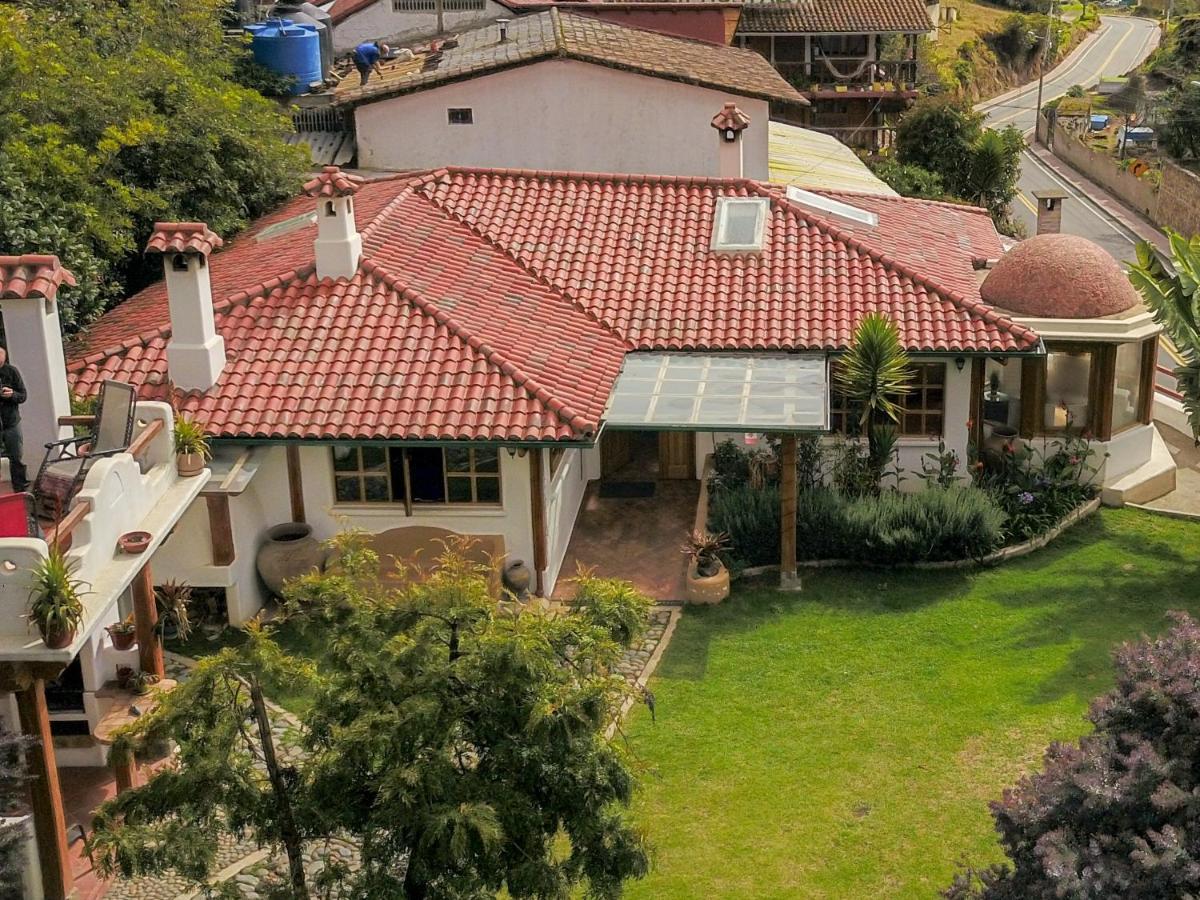Hostal Mama Hilda Chugchilán المظهر الخارجي الصورة